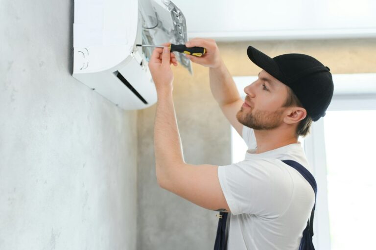 service-man-is-cleaning-repair-and-maintenance-of-air-conditioner-1-3
